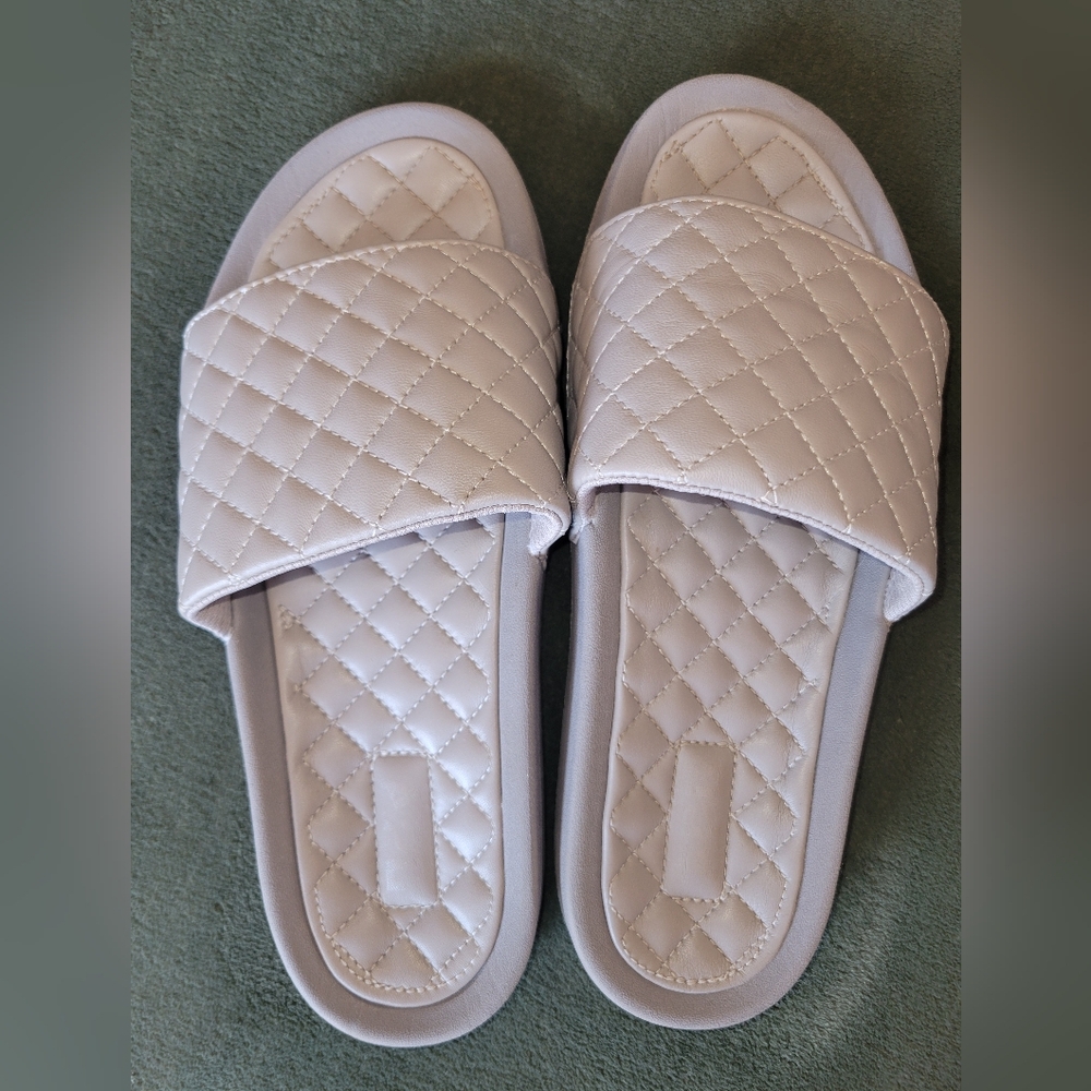 APL Lusso Slides